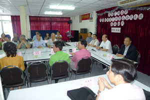 2011090832.jpg