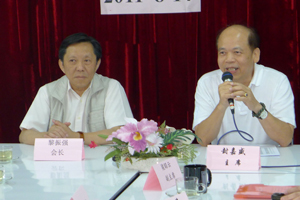 2011090833.jpg