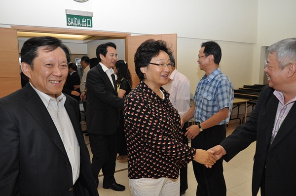 2011090862.jpg