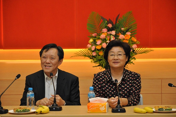 2011090865.jpg