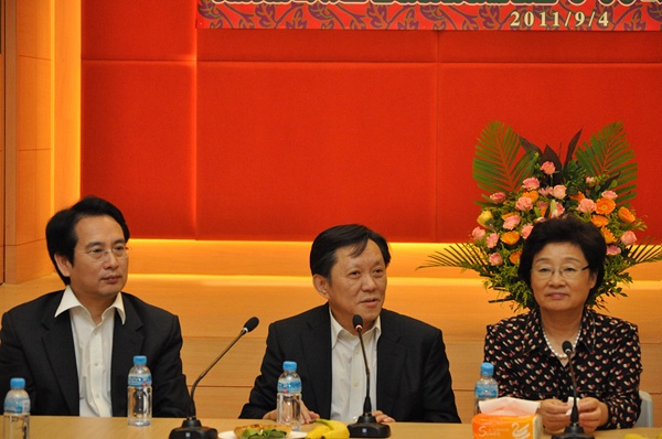 2011090866.jpg