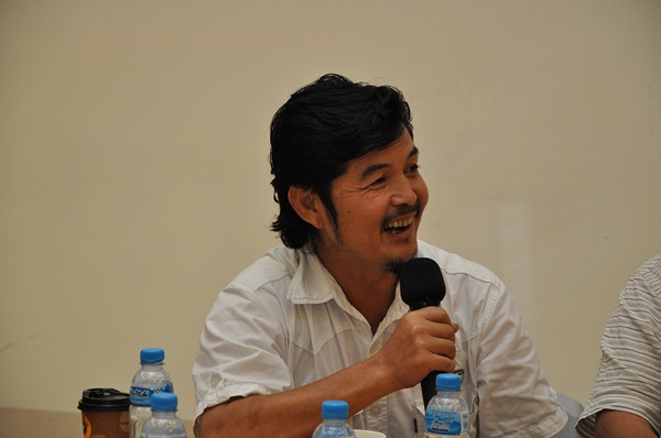 2011090869.jpg