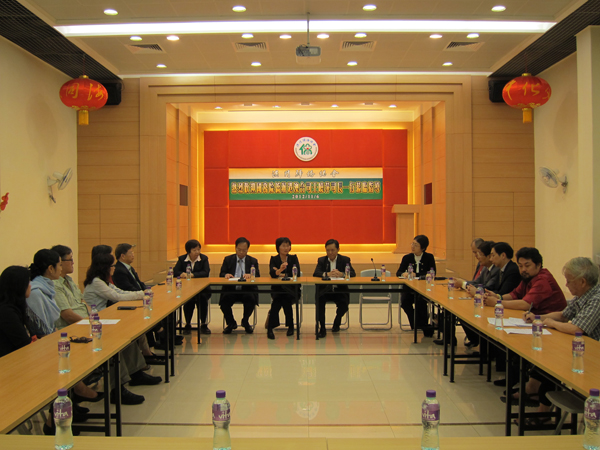 201211405.jpg