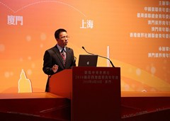 黃辰濤希望青年僑胞今後多通過網絡加強溝通聯係